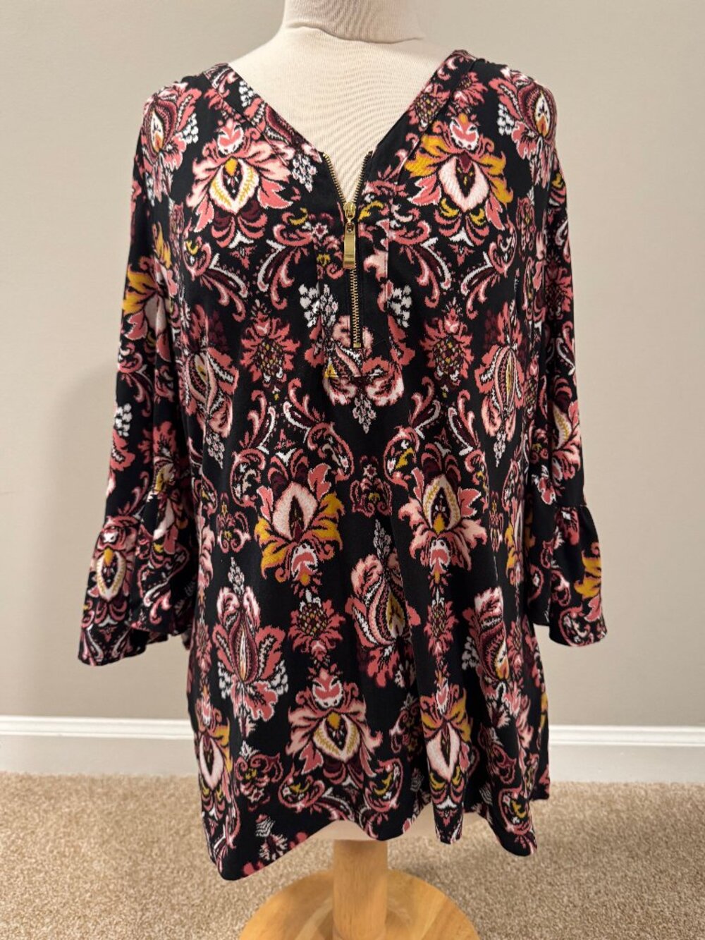 Women's Large Roz & Ali Floral Bohemian 3/4 Bell Sleeve 1/4 Zip Top Blouse